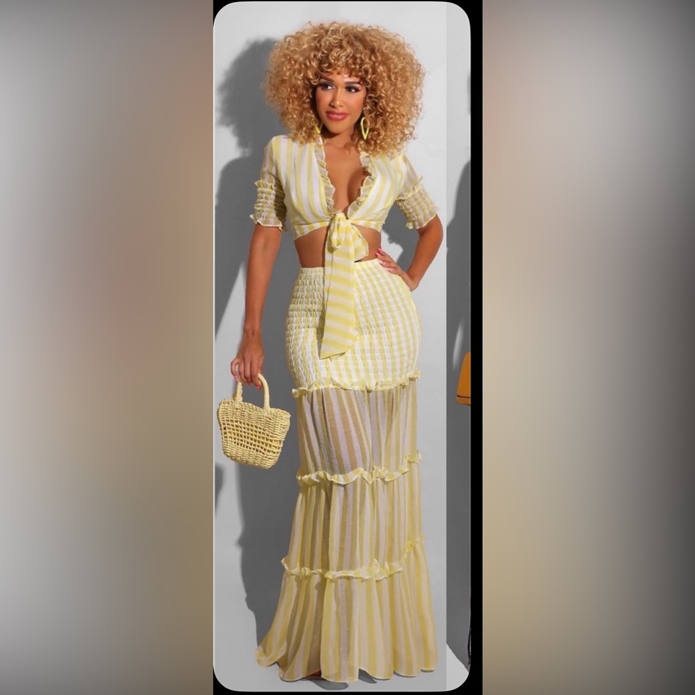 Touchdolls Yellow Striped Women's Skirt Set